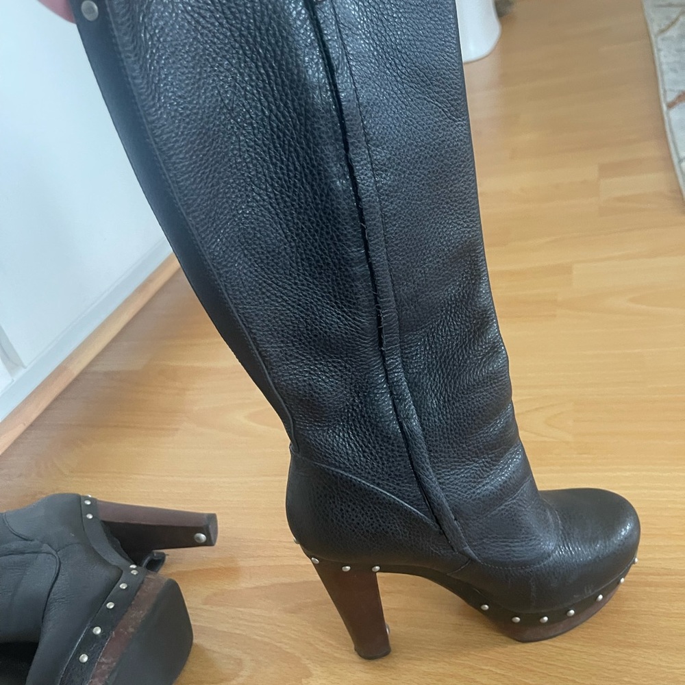 Ugg leather boots, size 6